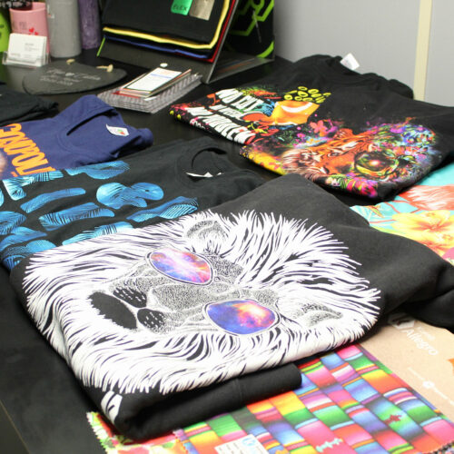 Table display of printed products Table display of printed products